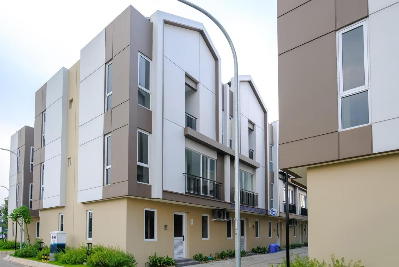 Twospaces Living At Zena Mozia Tegal  Exterior photo